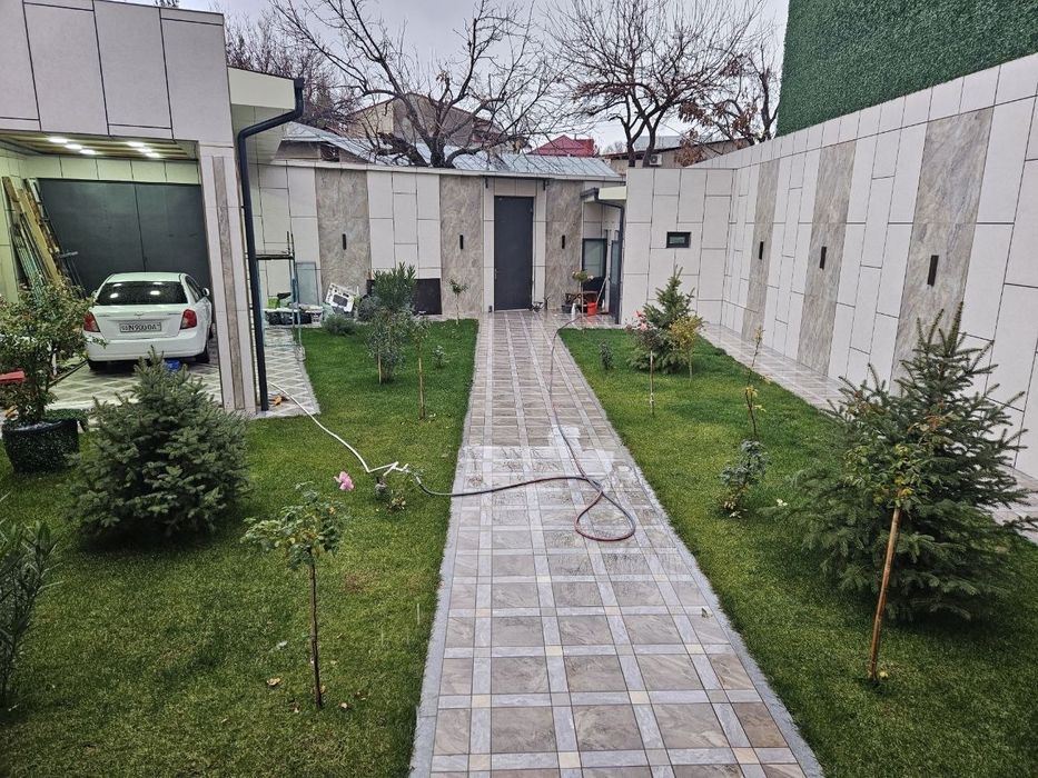 Новый дом 4 сотки в районе Ботанического Сада