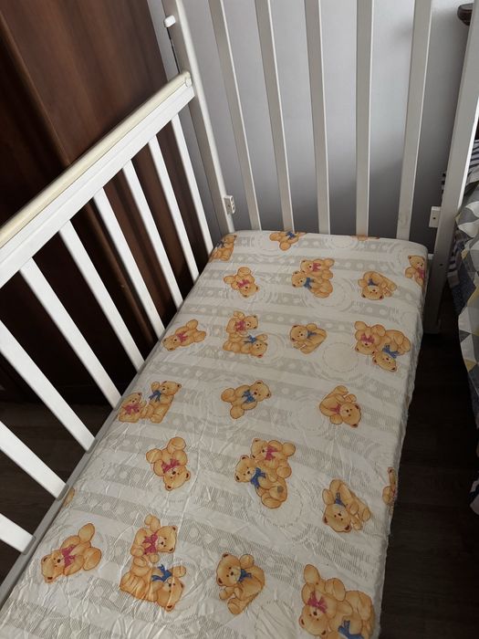 Колыбельная. Детская кровать