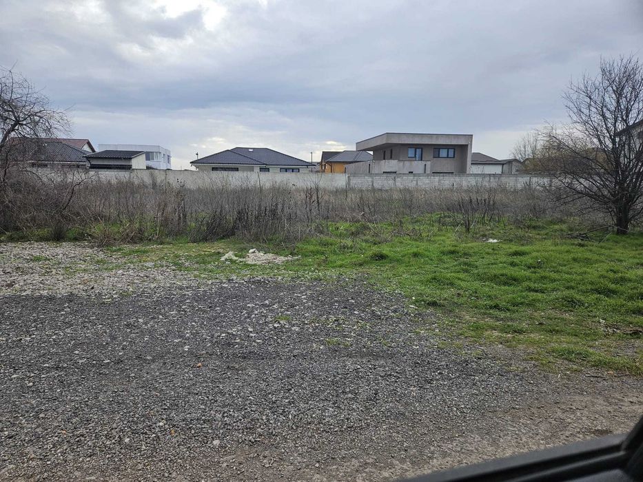 Teren zona Metro,3000 mp