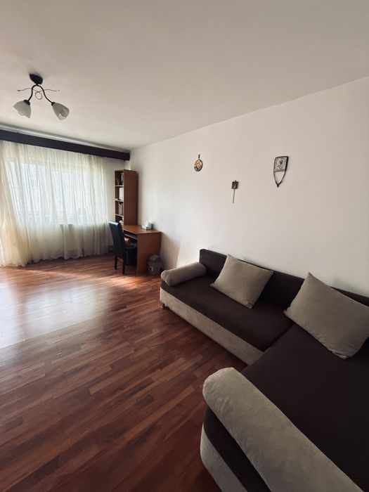 Apartament de inchiriat