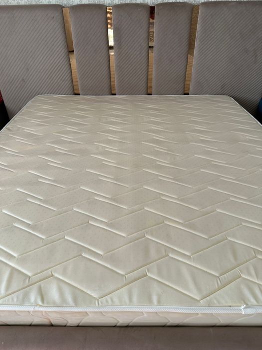 Продаётся спальня