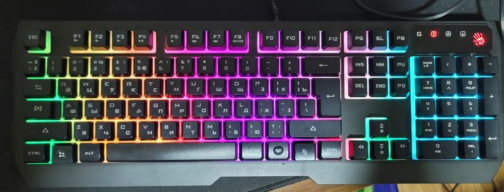 Продаю клавиатуру Bloody Q135, без мышки! Цена договорная