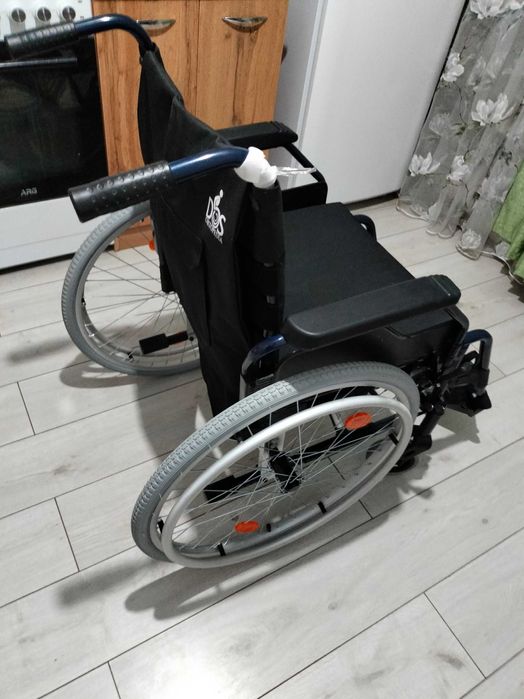 Инвалидное кресло Dos Ortopedia