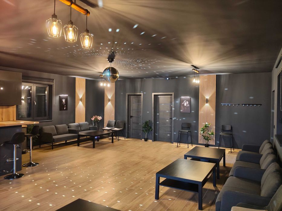 Casa de petreceri, vila de inchiriat pentru evenimente private