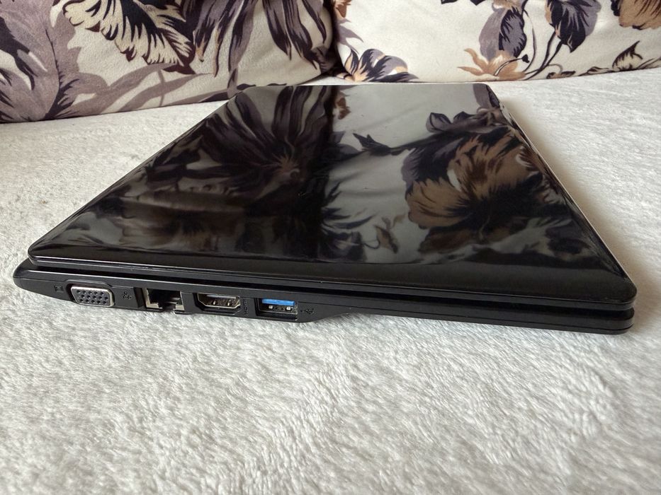 Laptop Acer Aspire One 725 - 11.6” - 4GB RAM - HDD 500GB