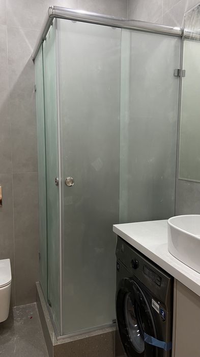 Душевая кабина,перегородка