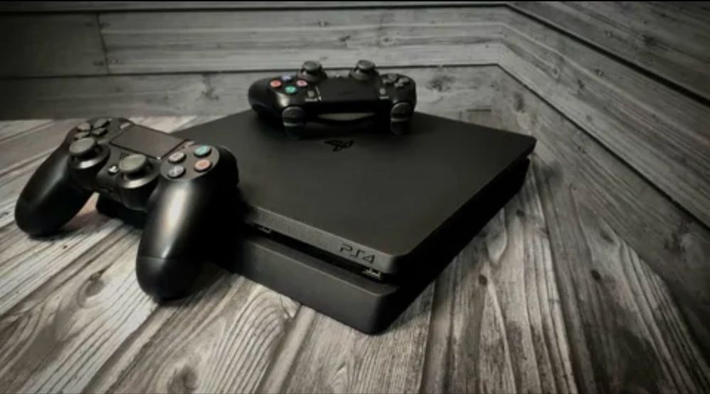 Продам пс4 слим 1 терабайт