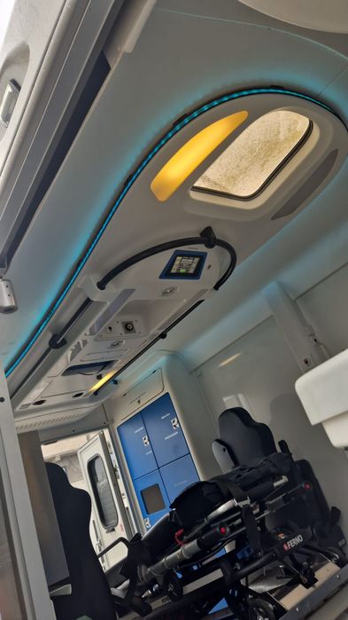 Cub ambulanta cu tot ce contine