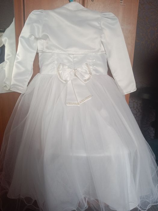 Продам нарядное платье