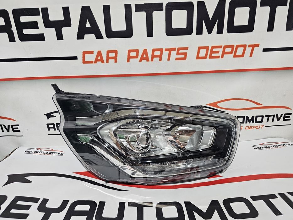 Far dreapta led Ford Transit Custom dupa 2018 cod JK21-13W029-DJ NOU