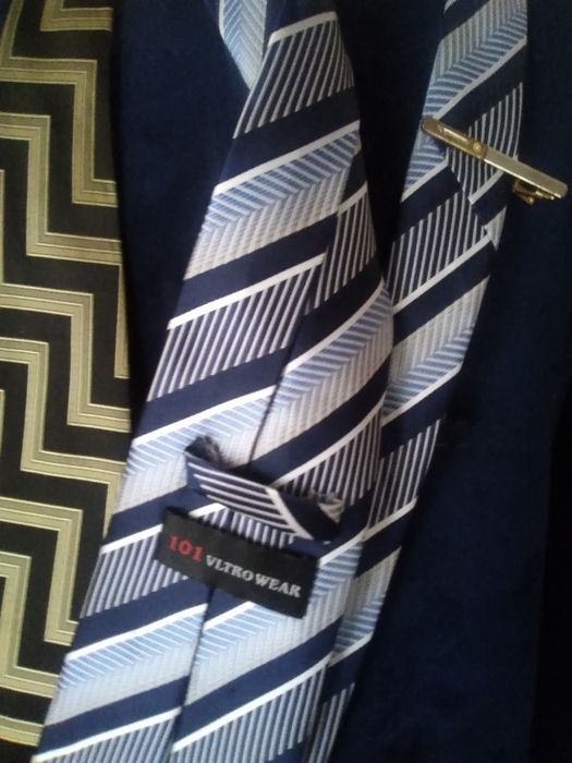 Галстуки мужские