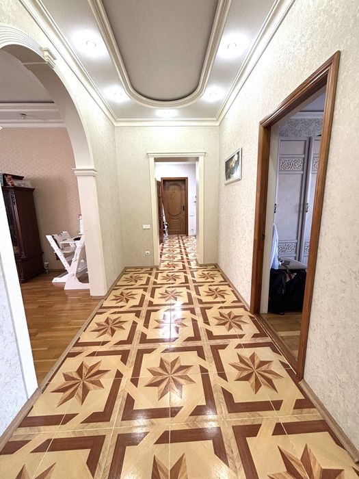 3х ком квартира район Мегастрой