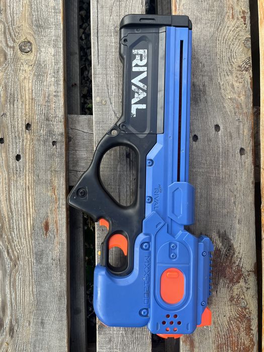 Продаю бластеры Nerf