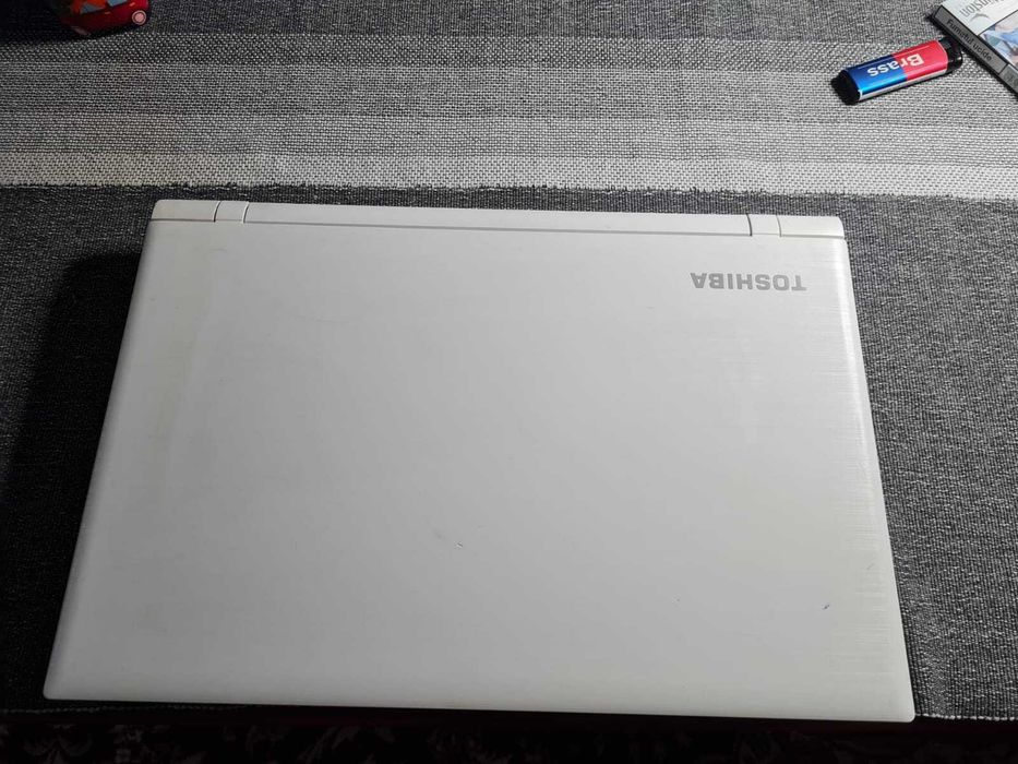Laptop Toshiba c55 i3