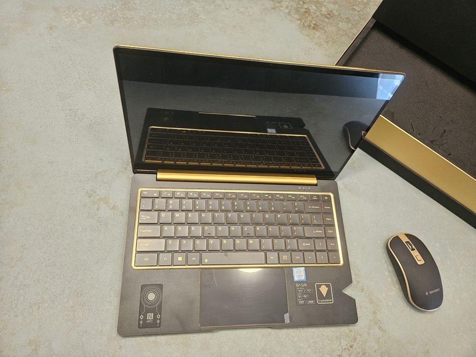Laptop BASM [CryptoData]