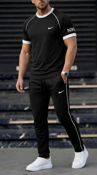 Продавам мъжки дрехи