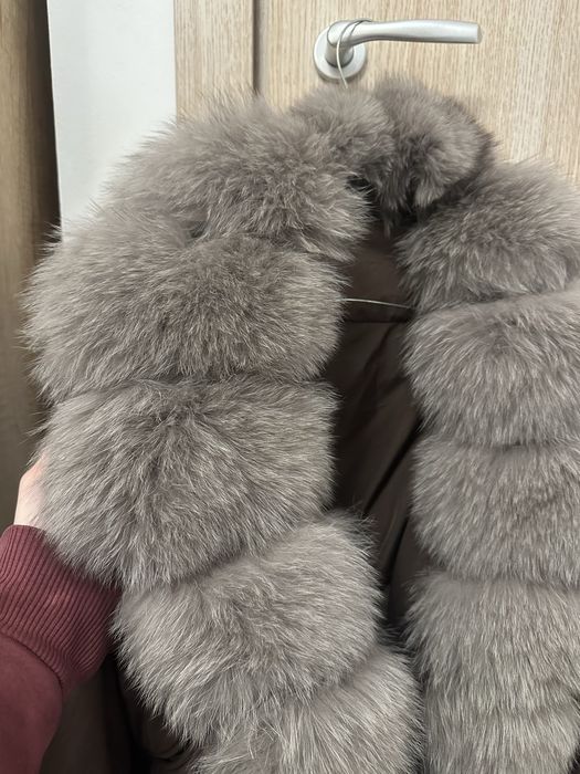 Geaca din pene de gasca si blana naturala de vulpe