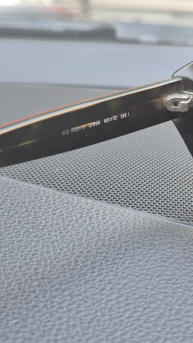 Ochelari de soare Gucci