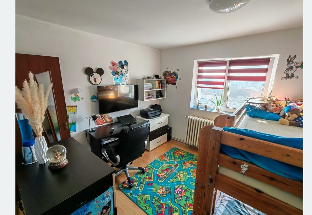 Apartament 3, camere zona Han, et 10, lift nou