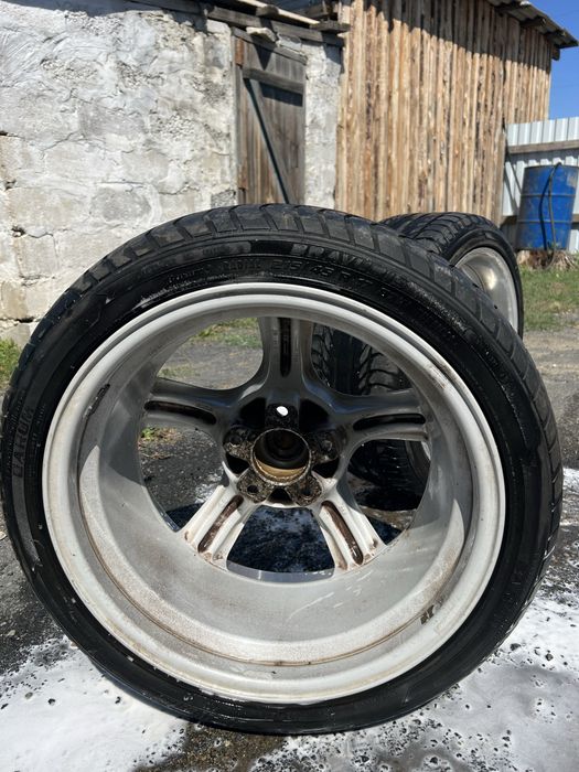 Комплект резины с дисками ( не новая!)