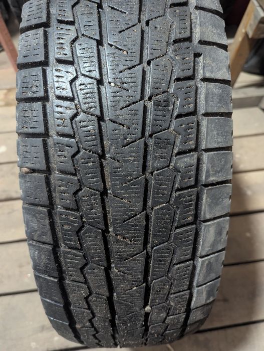 Продам бу шины 225/70/16