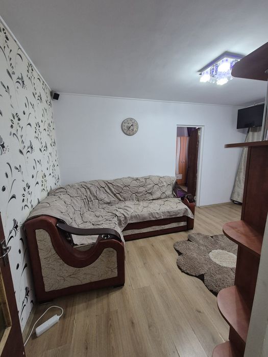 Inchiriez apartament Trivale