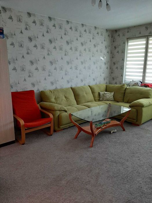 Тристаен апартамент кв.Деленки