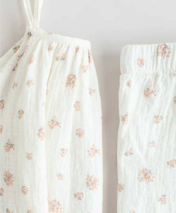 Комплект из хлопкового муслина шорты и майка H&M для девочки