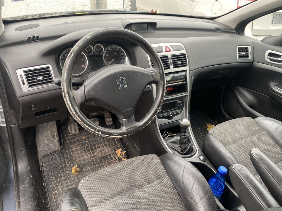 Пежо 307 2.0 дизел 136кс на части 2.0hdi