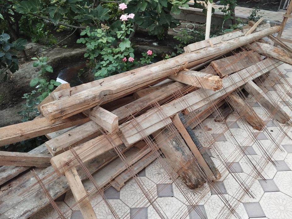 Продам строительные балки и доски