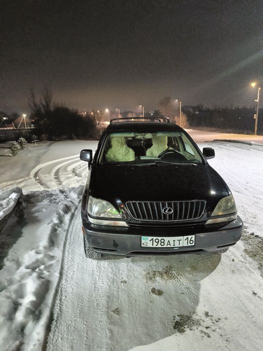 Лексус рх300. минивен