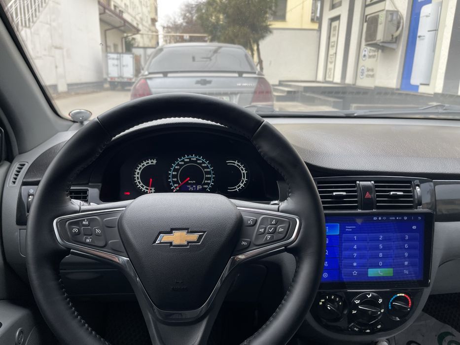 Gentra 2015 qora sotiladi