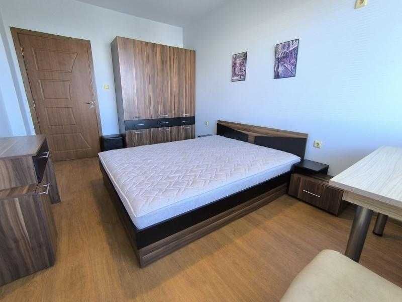 Дава се под наем Тристаен апартамент в Бургас, Славейков - 95 кв.м за 408 € - Снимка #5