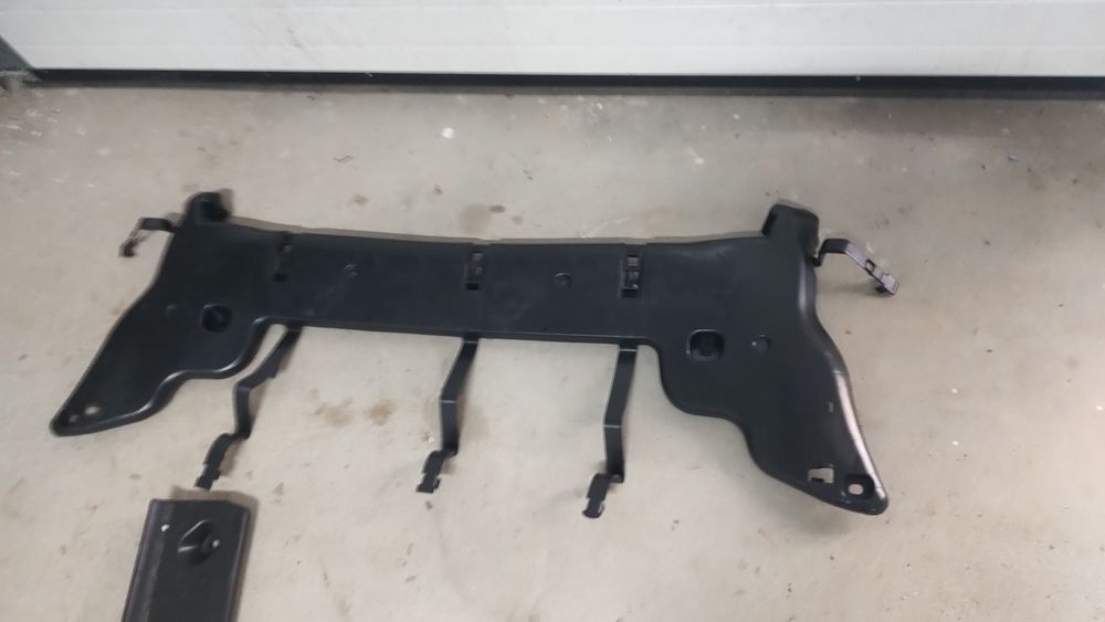 Protecție punte spate Dacia Duster 2 cod 555829892R