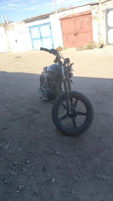 Срочно мотоцикл 200куб