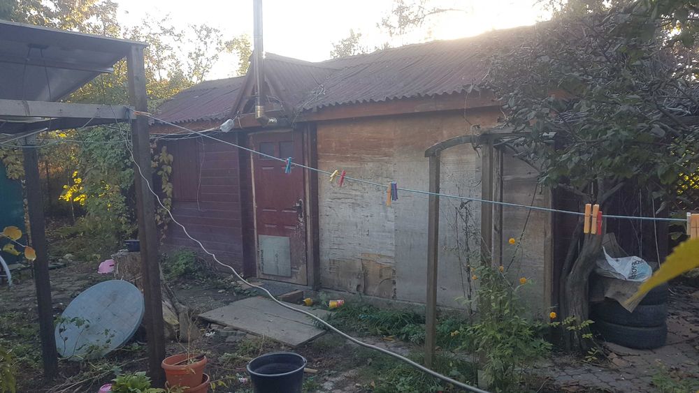 Inchiriez casuta de vacanta in zona Vladiceni, com. TOMESTI Jud. IASI