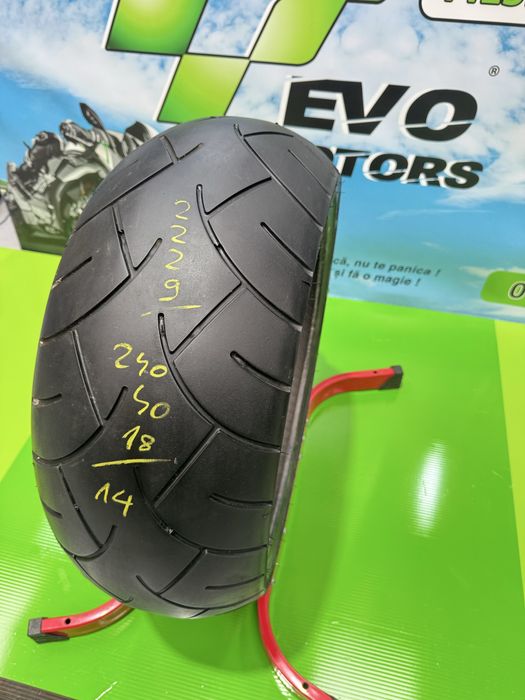 240 40 18 Anvelopa Moto Metzeler Maraton Me880 Cauciuc Spate C2229