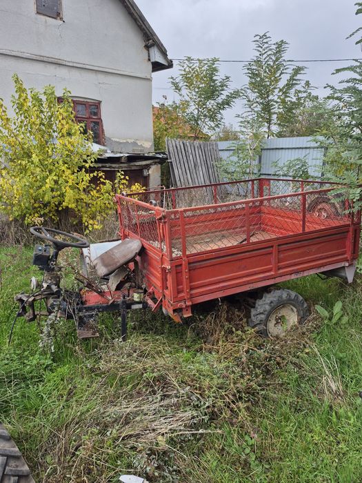 Vând motocultor 4x4