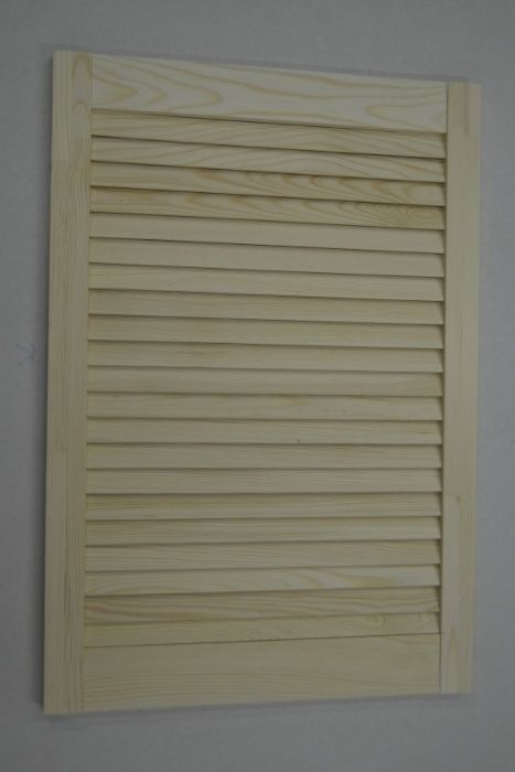 Жалузни мебелни вратички