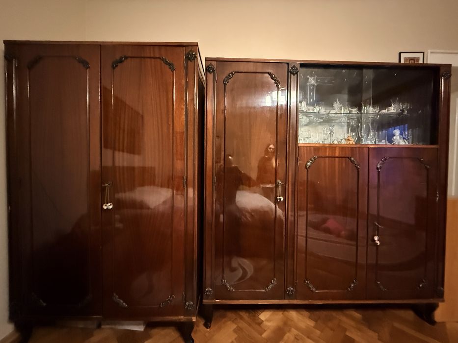 Mobila veche lemn masiv