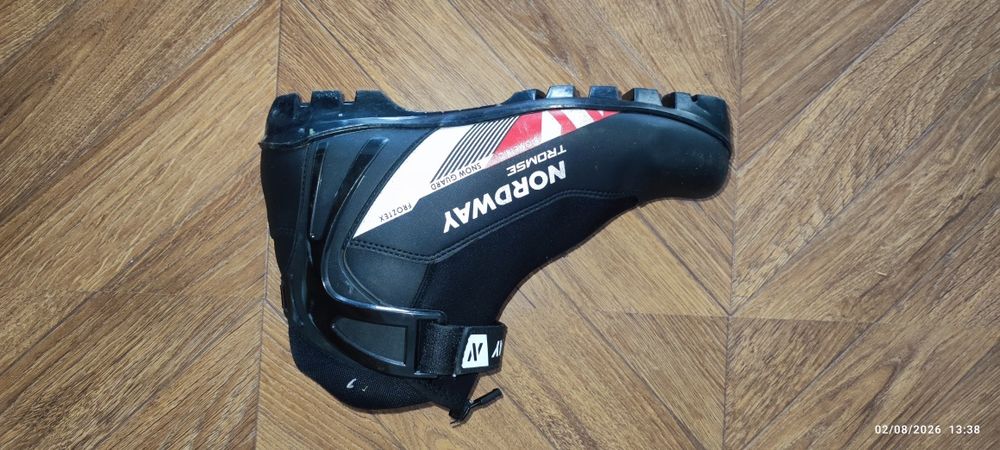 Лыжные ботинки 41р.