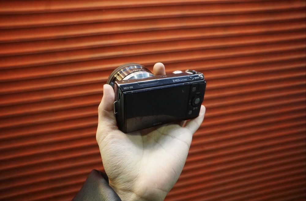 Sony NEX 5N +Kit 16-50mm