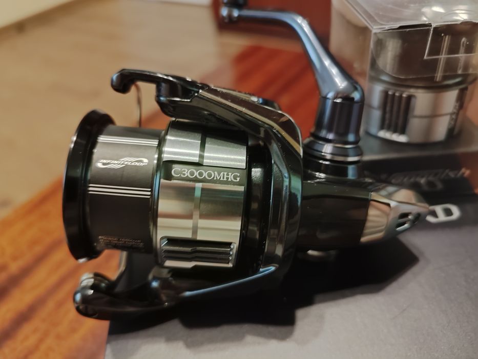 Въдица Yamaga Blanks Blue Current Wizy 610/4pcs и макара Shimano 25 Twin Power XD C3000HG.