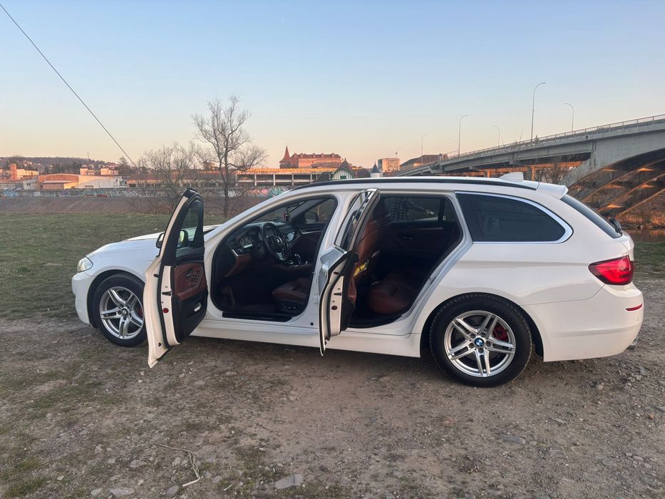 BMW seria 5 F11 520d