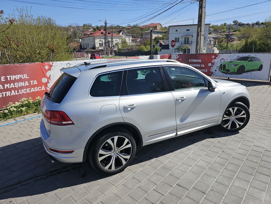 VW  TOUAREG  7P  R-line ,an 2013 ,245 cai
