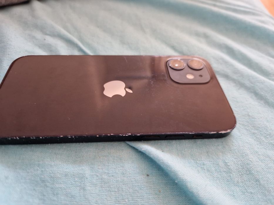 Iphone 12 simplu
