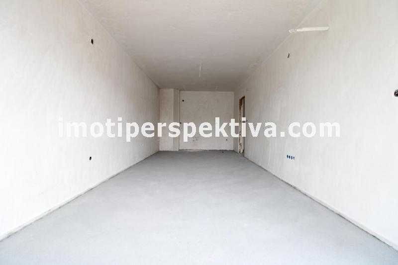 Продава се Тристаен апартамент в Пловдив, Център - 100 кв.м за 1235 €/кв.м - Снимка #2