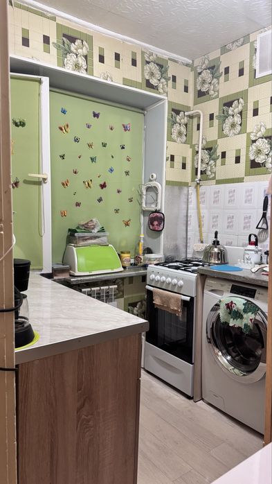 Продам двух комнатную квартиру