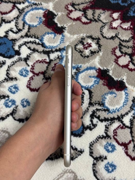 iPhone 11 oq rangda