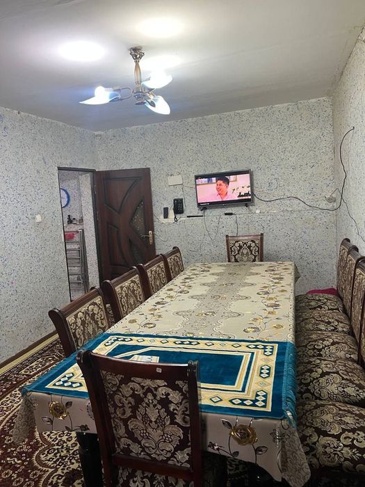 1 хоналик 1- этаж срочно сотилади